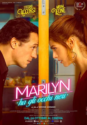 Marilyn có đôi mắt đen Marilyn có đôi mắt đen